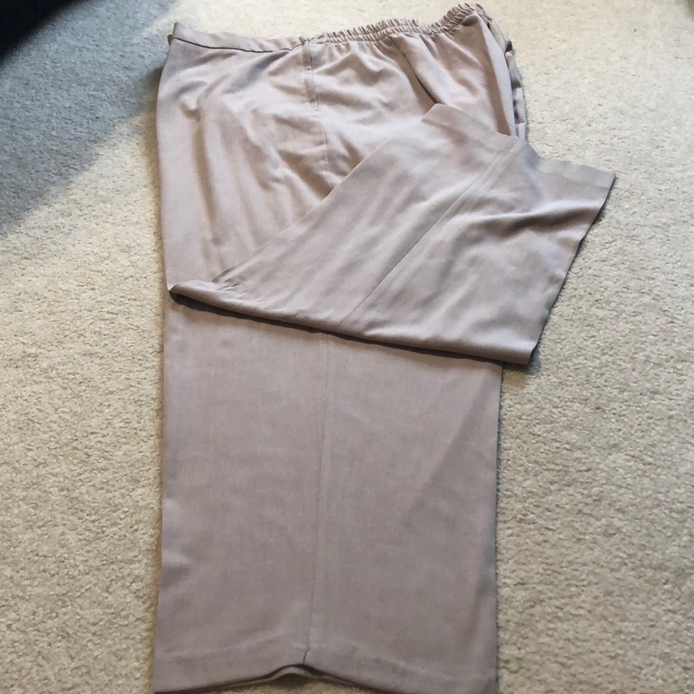 Khaki Pants with Elastic Waistband Size 24W Petite